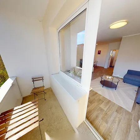 Wohlfuehlapartment Fuer 5 Personen, Haltestelle Der Linie 5 In Unmittelbarer Naehe ケムニッツ