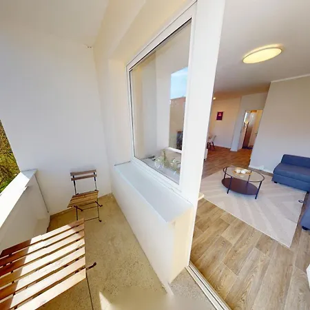 Wohlfuehlapartment Fuer 5 Personen, Haltestelle Der Linie 5 In Unmittelbarer Naehe, Wlan Κέμνιτς